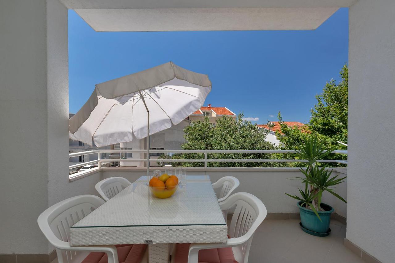 Apartments Marija Tučepi Extérieur photo